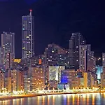Skyline 14 Large And Sunny All-Day Balcony With Stunning Sea Views