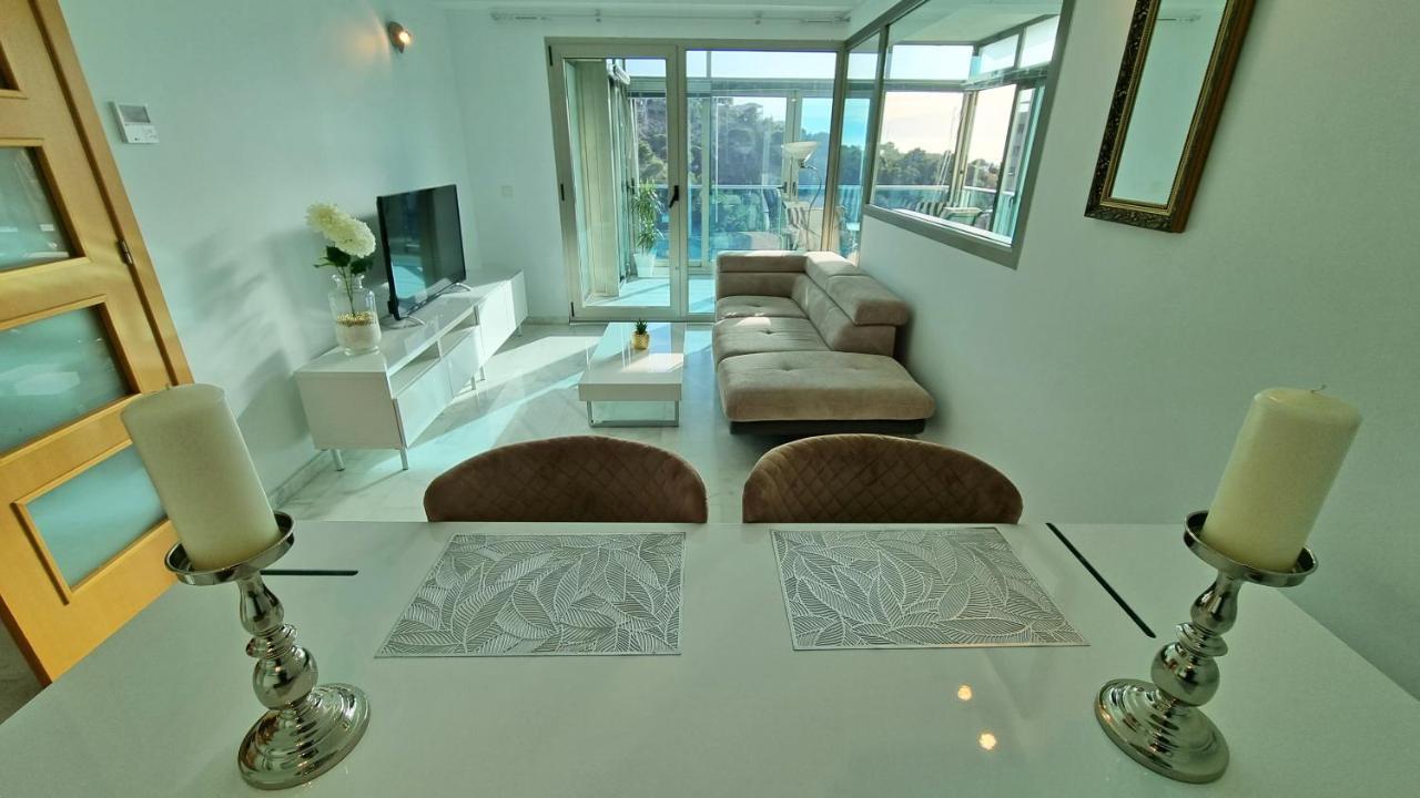 Skyline 14 Large And Sunny All-day Balcony With Stunning Sea Views Benidorm