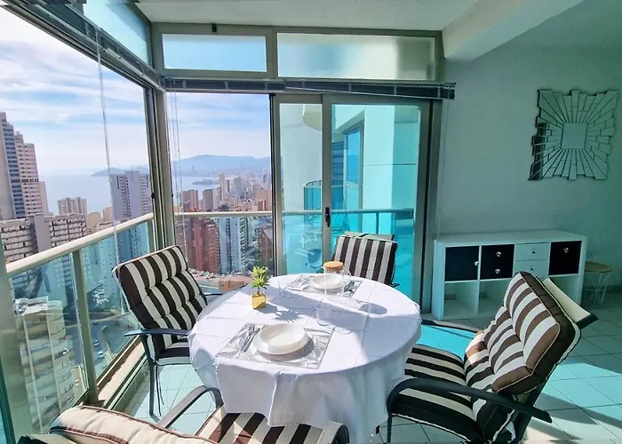 Skyline 14 Large And Sunny All-Day Balcony With Stunning Sea Views