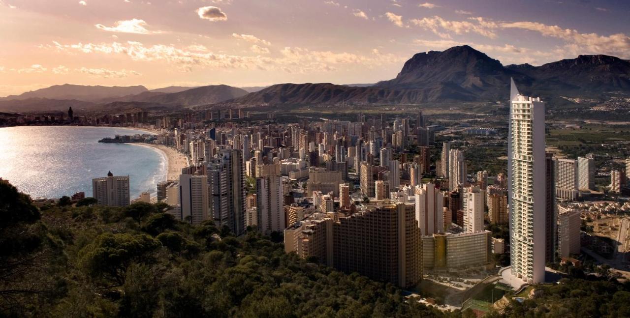 Apartamento Skyline 14 Large And Sunny All-day Balcony With Stunning Sea Views